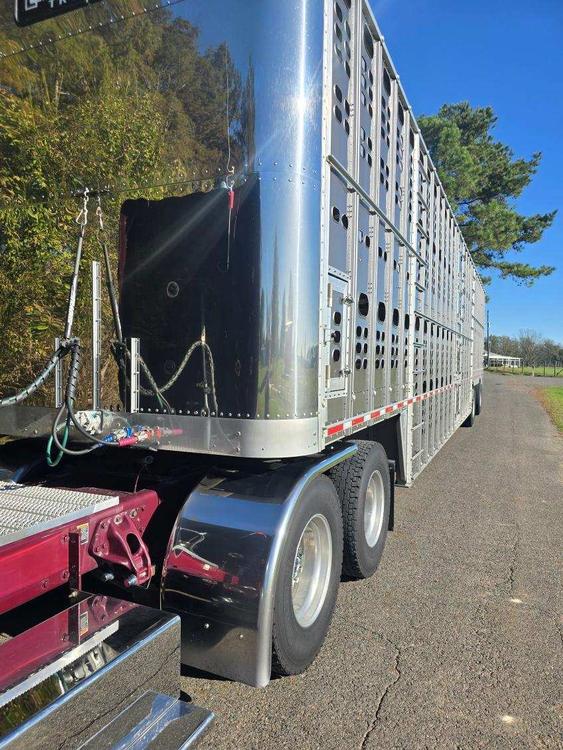 Livestock Network | Cattle Trailers For Sale | Cattle Trucking Jobs ...