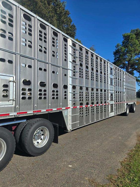 Livestock Network | Cattle Trailers For Sale | Cattle Trucking Jobs ...